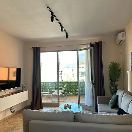 Turdiu New Apartment